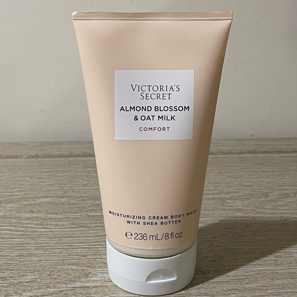 Victoria's Secret Almond Blossom & Oat Milk Body Wash